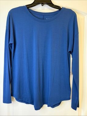 M24 NWT Athleta With Ease Top 2.0